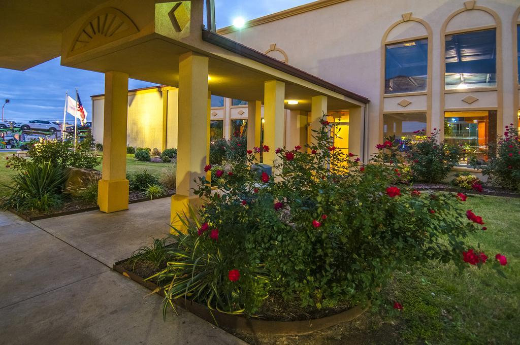 Howard Johnson By Wyndham Conway Exterior foto
