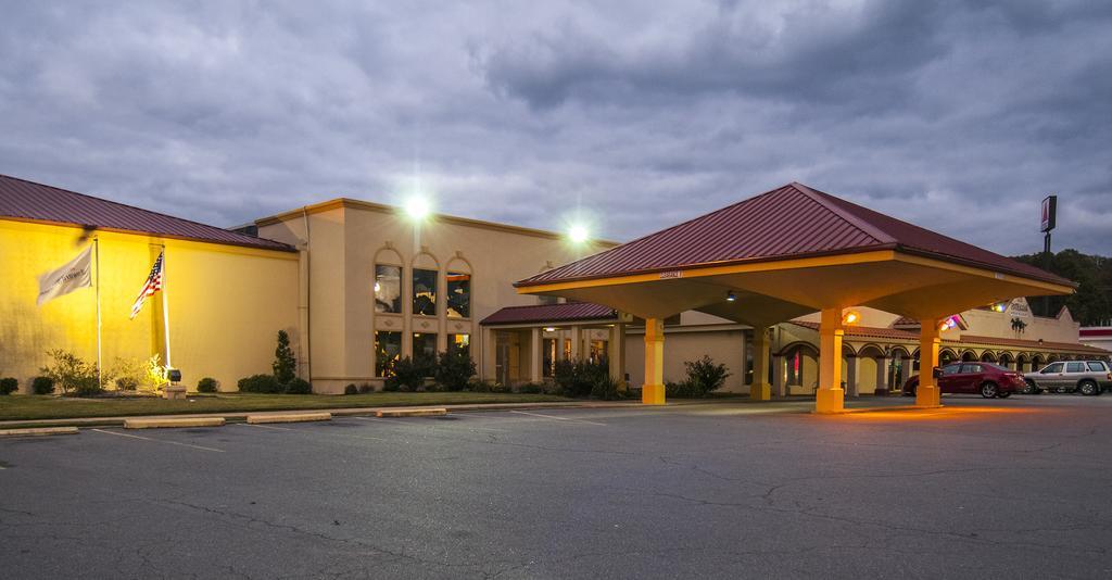 Howard Johnson By Wyndham Conway Exterior foto